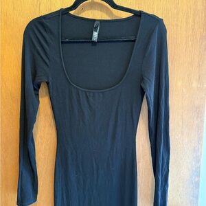 Skims Black Long Sleeve Scoop Neck Dress